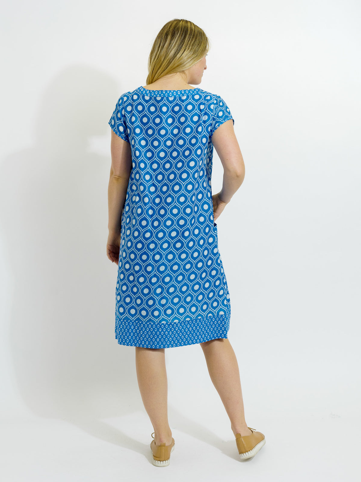 Marcoola Dress in Blue and White Eyes