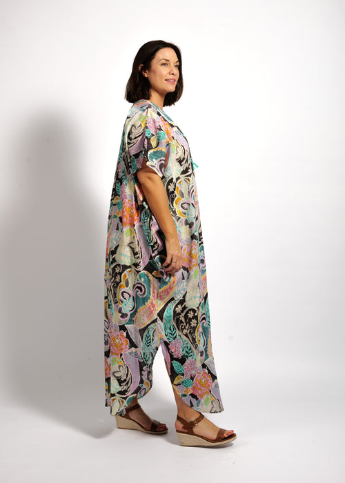 Isla Kaftan in Black Wash