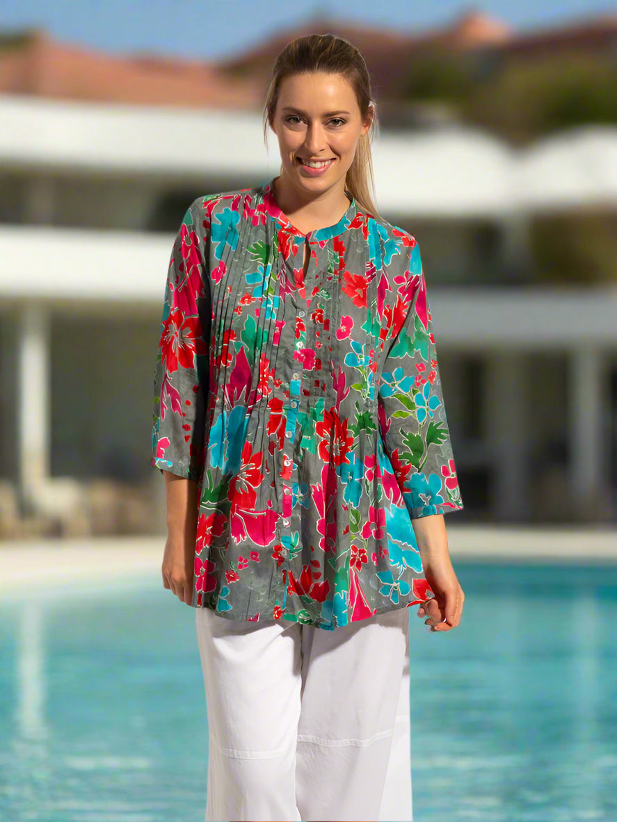 Mozaic Yamba Top in Grey Red Floral