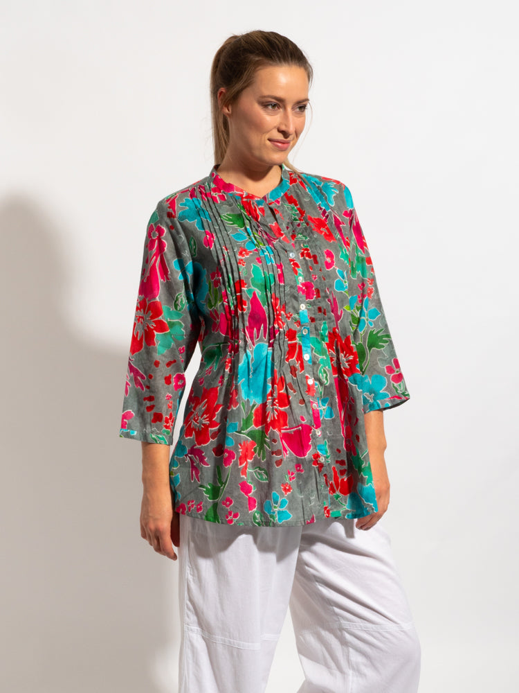 Mozaic Yamba Top in Grey Red Floral