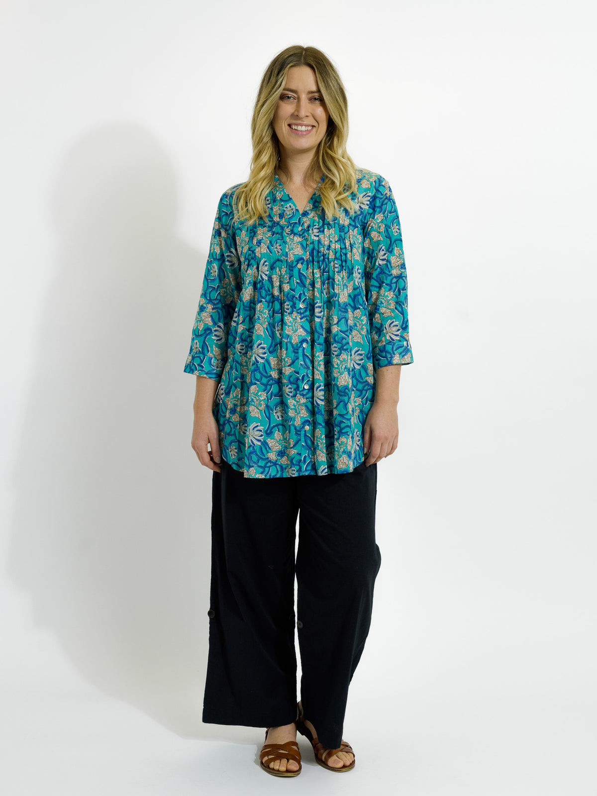 Palm Cove Top in Turquoise Floral