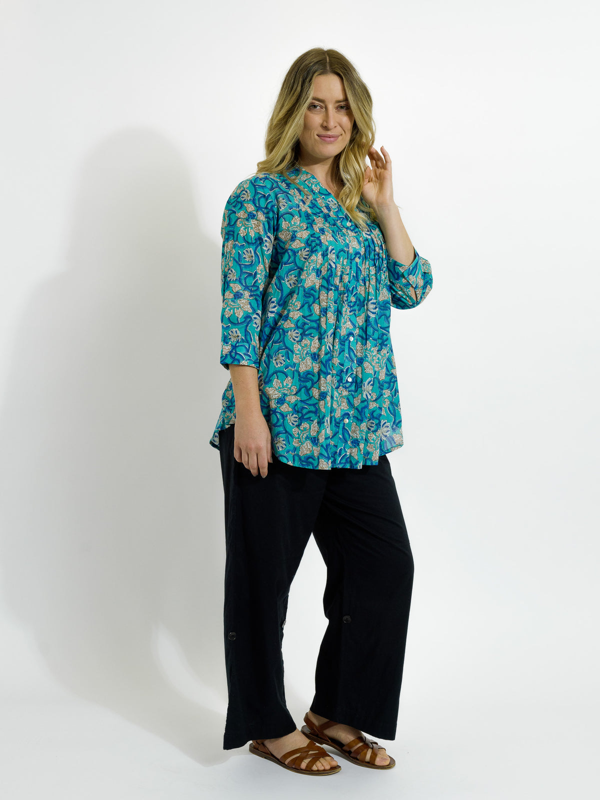 Palm Cove Top in Turquoise Floral