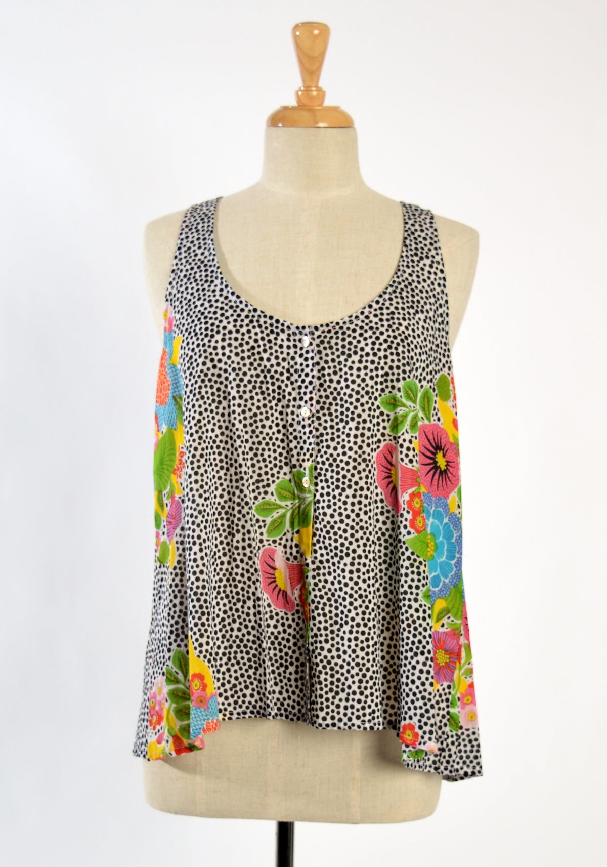 Chilli Mid-length Top in Dotty Floral