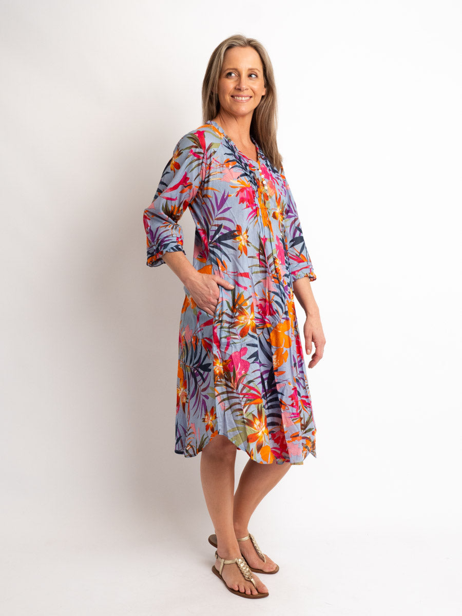 Knee-length Pleated Dress with Subtle Frills and 3/4 Raglan Sleeve in Blue/Grey Tropical