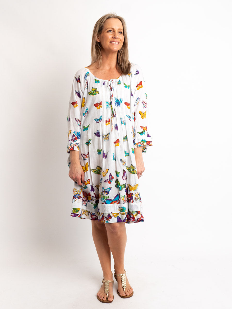 Round Neck Knee-length Dress in White Butterfly Print