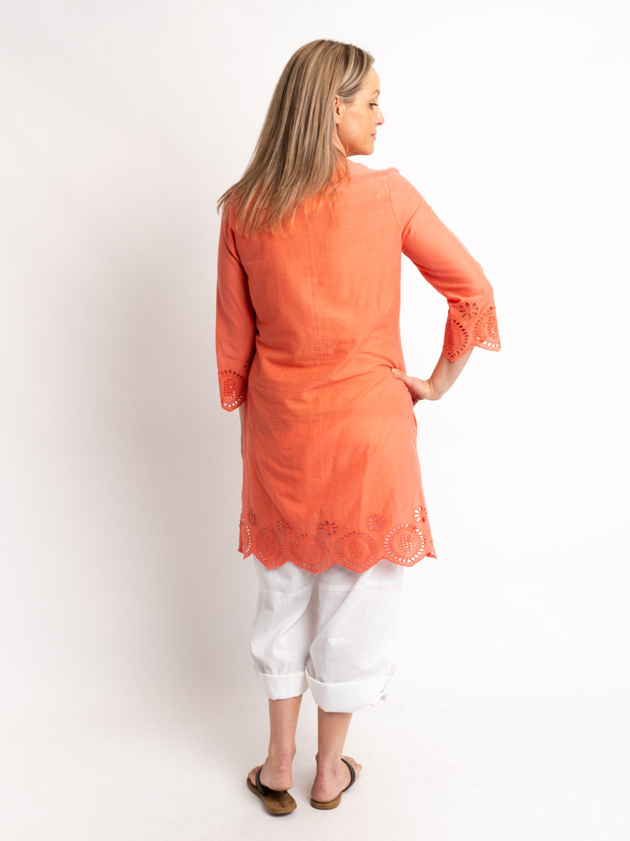 Broderie Anglais Top in Peach