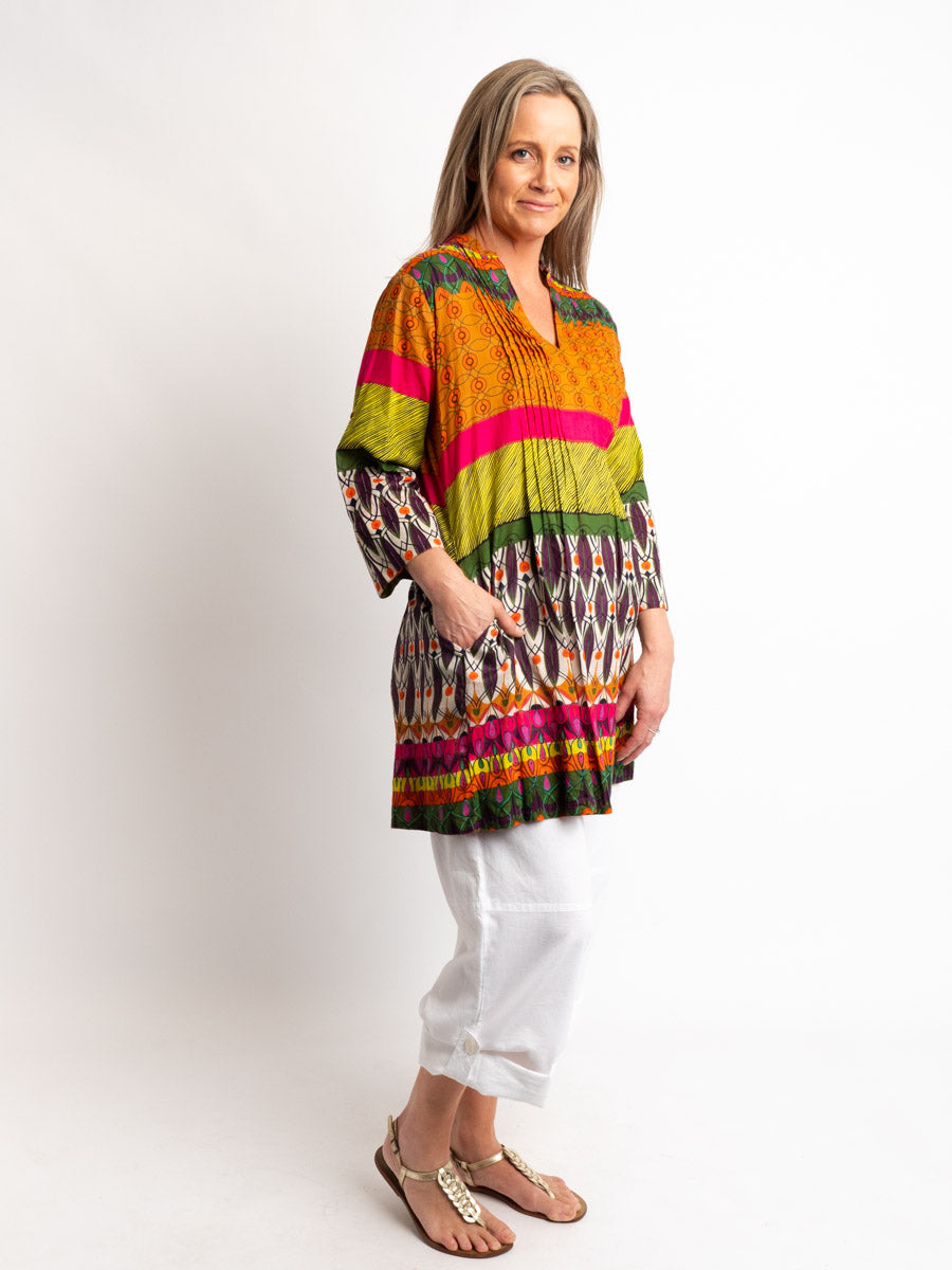 Pleated Long V-neck Top in Fiesta Print