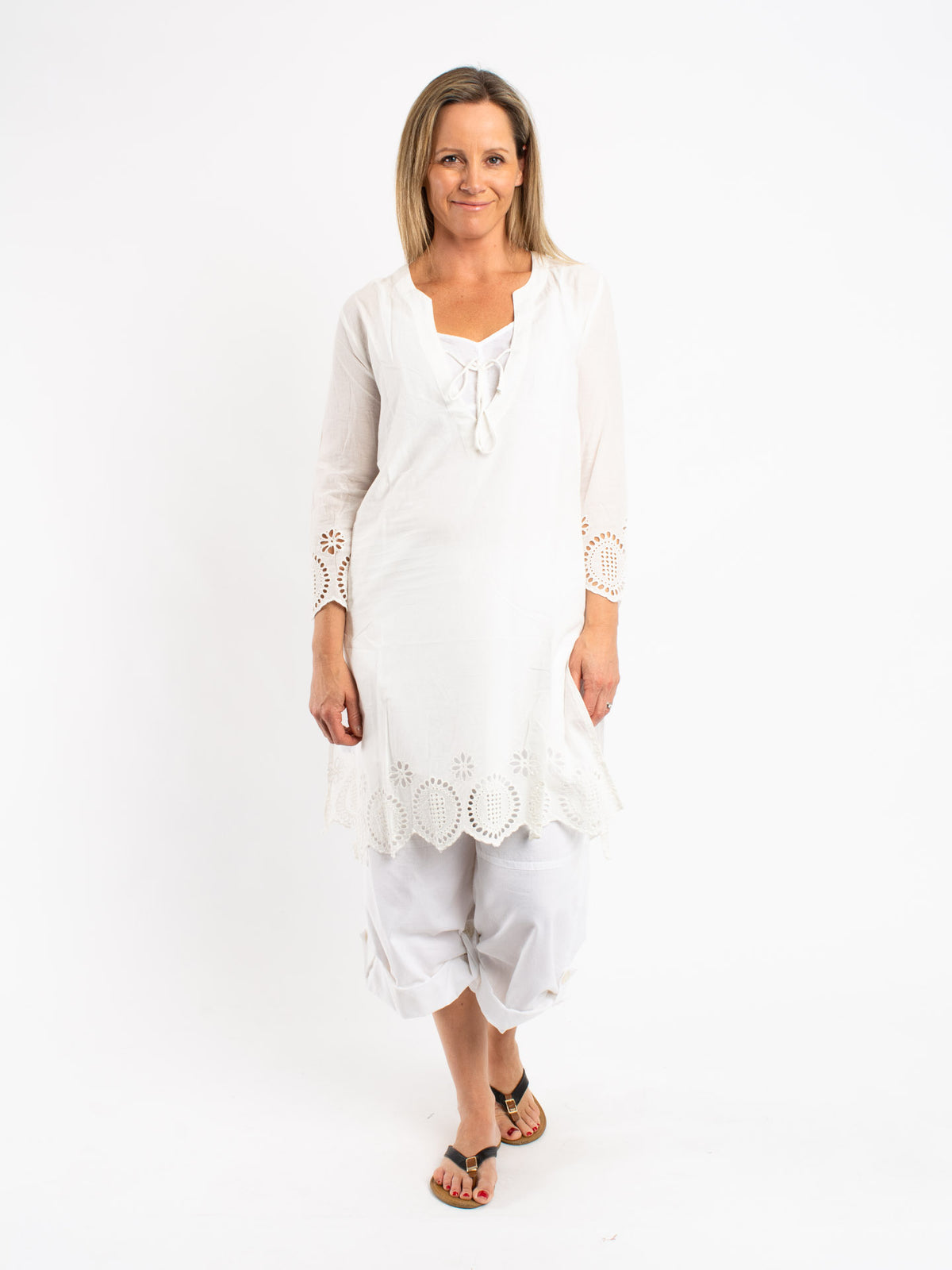 Broderie Anglais Top in Off-white